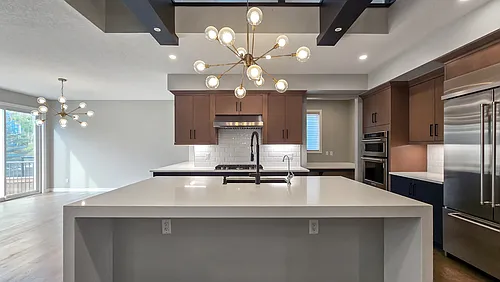 87 Legacy Glen Ter SE Photo 1