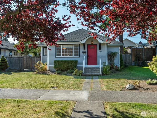 1418 Oakes Avenue, Everett, WA 98201