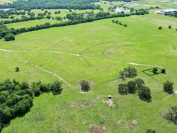 5th image of Glenbrook Rd