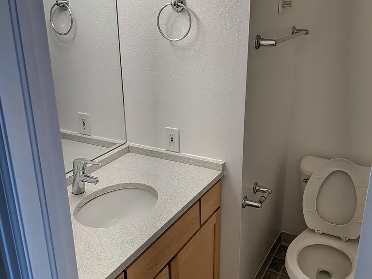 2201 Pearl St #108 — Photo 17