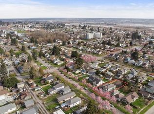 1621 Rainier Ave UNIT B, Everett, WA 98201
