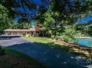 4085 Brighton Bunker Hill Rd, Brighton, IL 62012