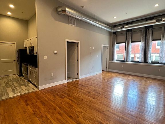 3rd image of 1509 S 17th St #112