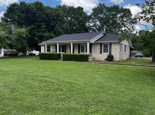 461 Jackson Dr, Paris, TN 38242