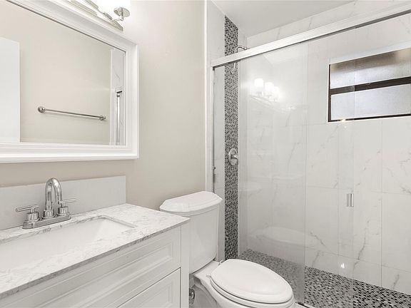 2nd image of 3167 Cocoplum Cir #3167