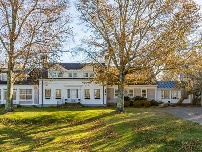 50 Russell Avenue, Rockport, ME, 04856