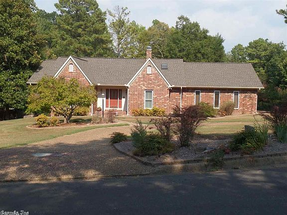 2nd image of 8 Glendale Ct