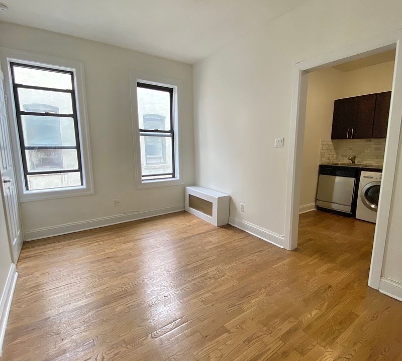 1st image of 326 E 78th St APT 31