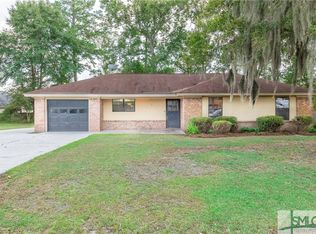 1015 Forest Dr, Pooler, GA 31322