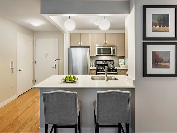 5th image of 6155 Junction Blvd #27P