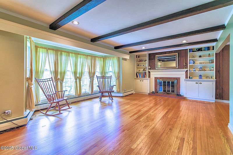 4th image of 34 Brookwood Drive