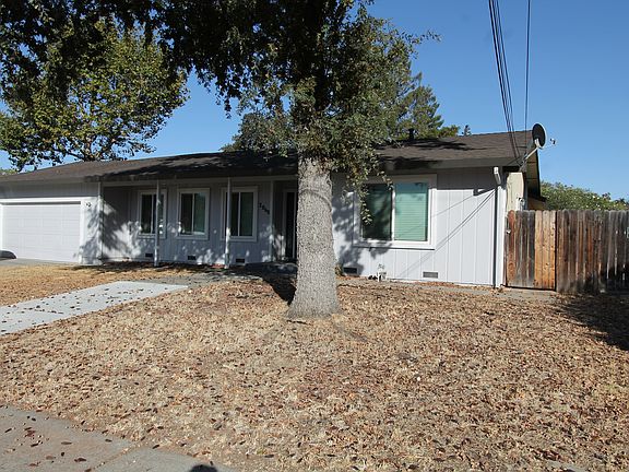 2nd image of 2860 Greenwood Ave