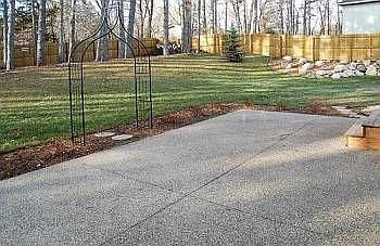 3rd image of 3903 Pine Ln