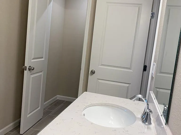 472 Boracay Cir — Photo 25