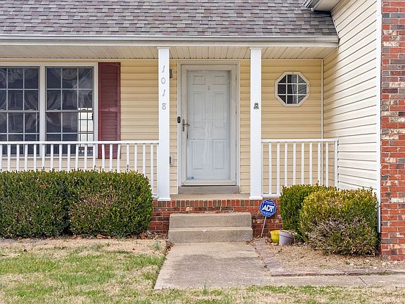 4th image of 1018 Sugarcane Way