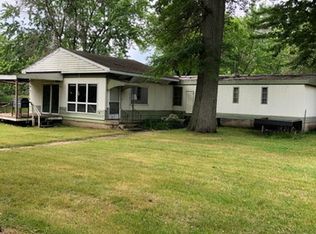 2756 N River Isle Rd, Momence, IL 60954