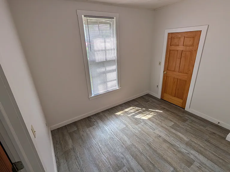 8 Adams St #1 — Photo 3