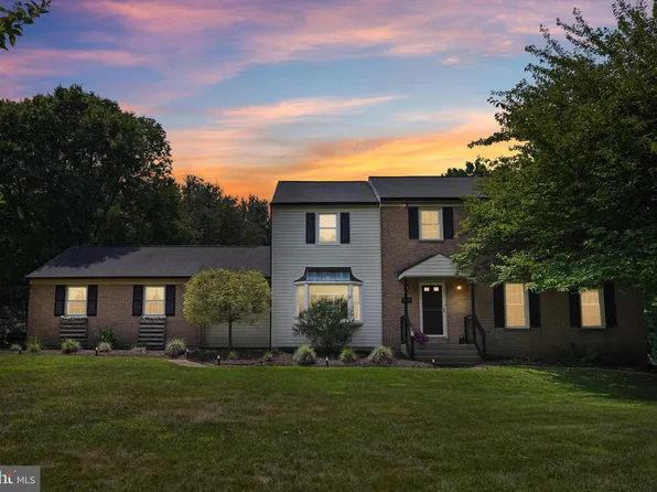 956 Cloud Ln, West Chester, PA 19382