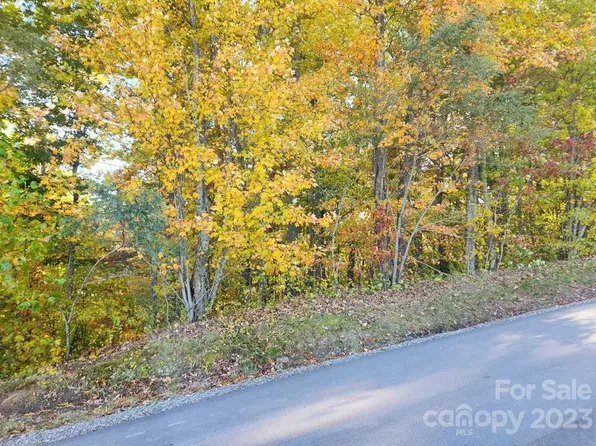 0 Signature Row Blvd #23, Waynesville, NC 28785