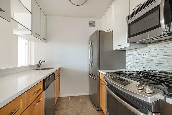 Rented by Compass | media 15