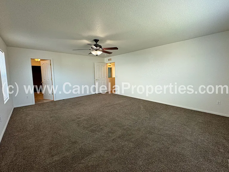 8008 Firecracker Trl — Photo 32