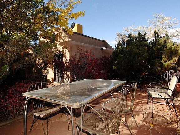 4th image of 2210 Paseo De Los Chamisos