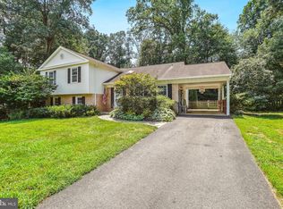 5420 Rumsey Pl, Fairfax, VA 22032