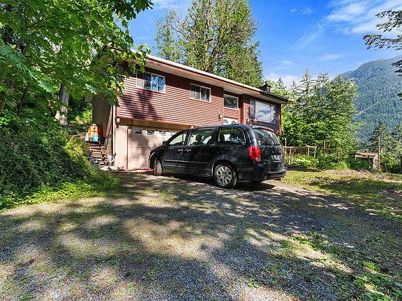 2nd image of 21128 Landstrom Rd