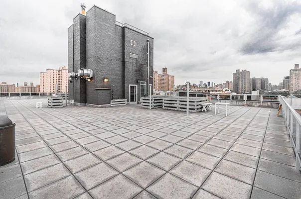 Rented by Metropolitan Property Group | media 18