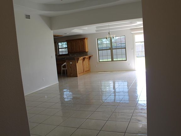 3rd image of 2120 Kilgore Ave