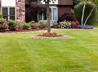 725 Damon Dr, Medina, OH 44256