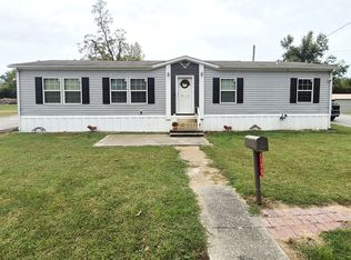 2175 Grand Ave, Eldorado, IL 62930
