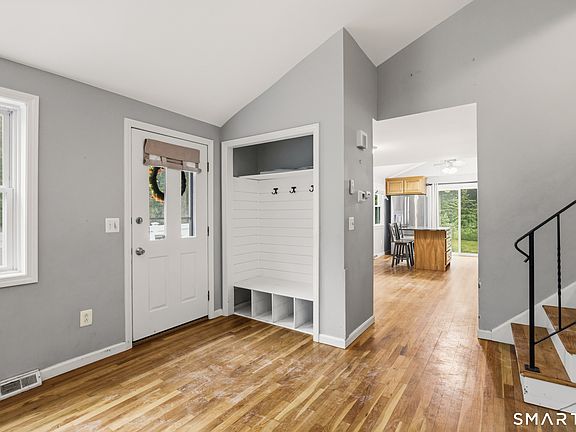4th image of 11 Top View Drive