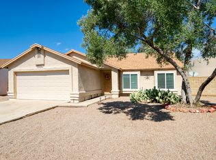 9256 W Cameron Dr, Peoria, AZ 85345