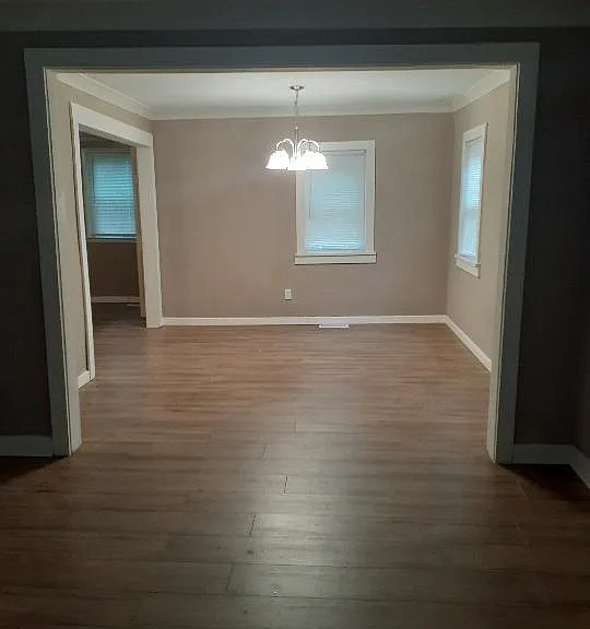 907 Cedar St — Photo 9
