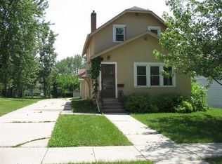 117 W 9th St, Blue Earth, MN 56013