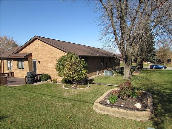 3rd image of 1103 Levin Dr
