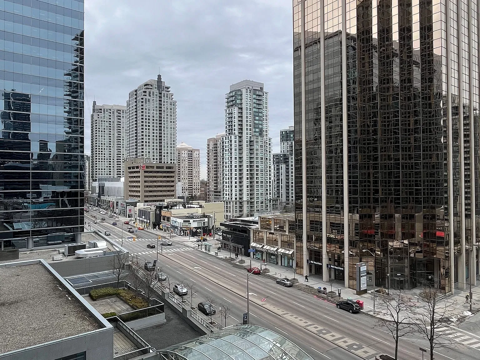 2 bed, $2,450 — Photo 2