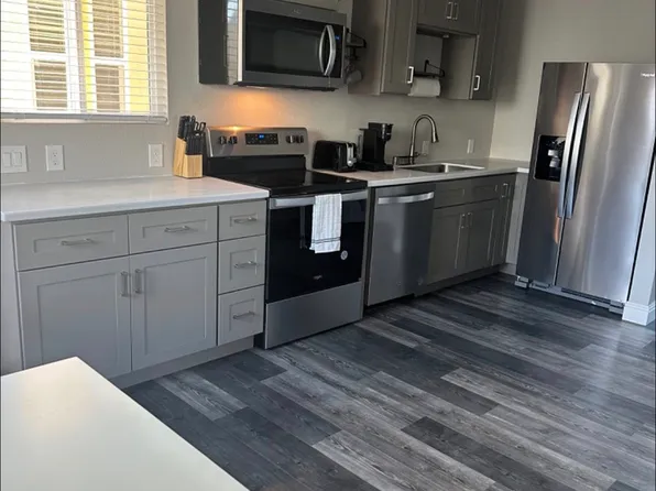 2144 Symphony Ave #A, Roseville, CA 95747