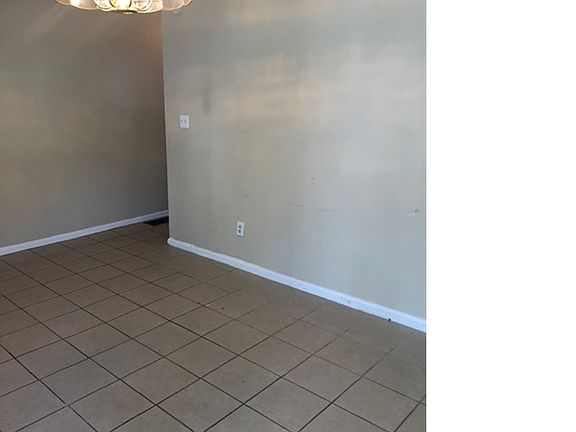 5th image of 719 Florence Ave #B