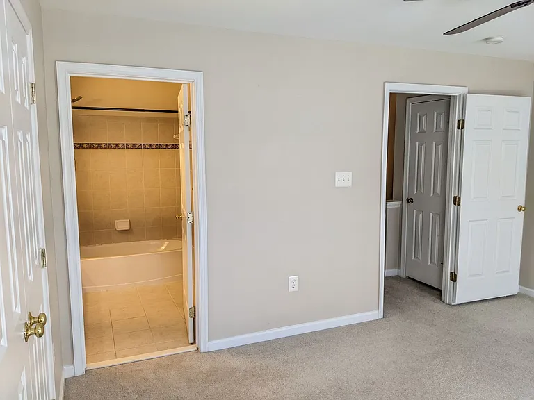 6509 Wiltshire Dr #L — Photo 25