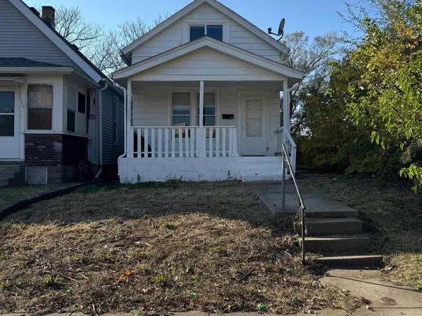 4526 S 32nd St, Omaha, NE 68107