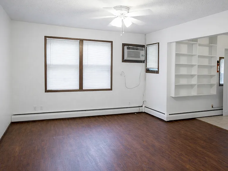 513 8th Ave SE — Photo 7