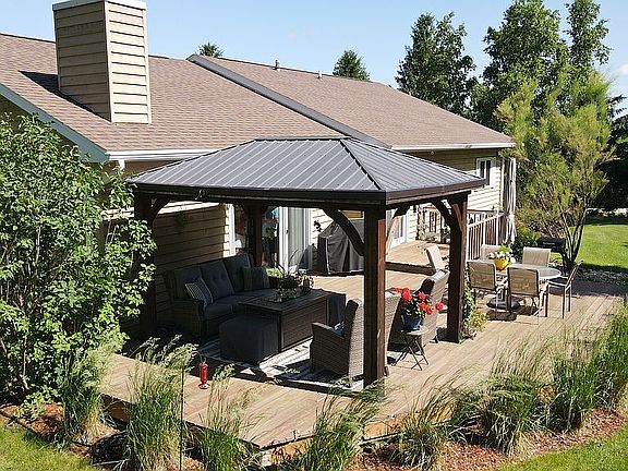 3rd image of 11346 Maple Grove Ct