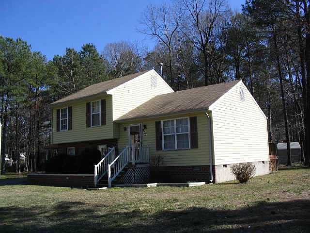 1st image of 805 Bedrock Ln