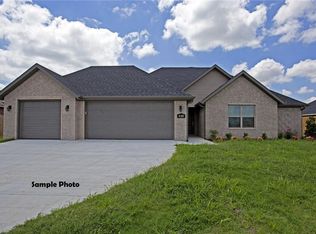 3375 Butterfly Ave, Springdale, AR 72764