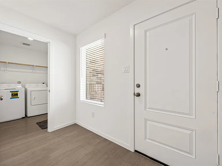 26846 Vanilla Pearls Ln — Photo 6