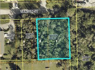 6888 Canton St, Fort Myers, FL 33966