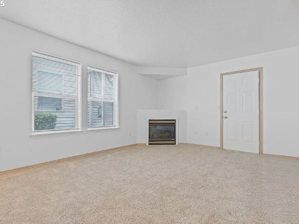 8541 NE Russell St, Portland, OR 97220