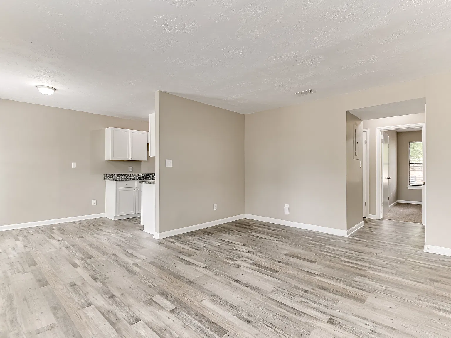 Colton Woods Apartments - 152 - Pinehurst — Photo 4